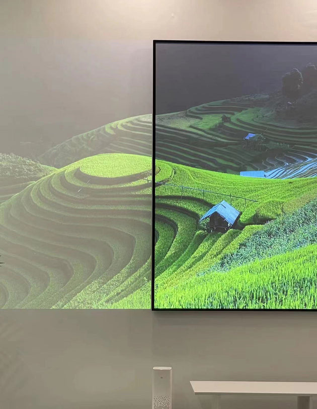 WUPRO Cinema Black Crystal ALR Frame Fixed Projector Screen with anti-ambient light compared with white wall in ambient light