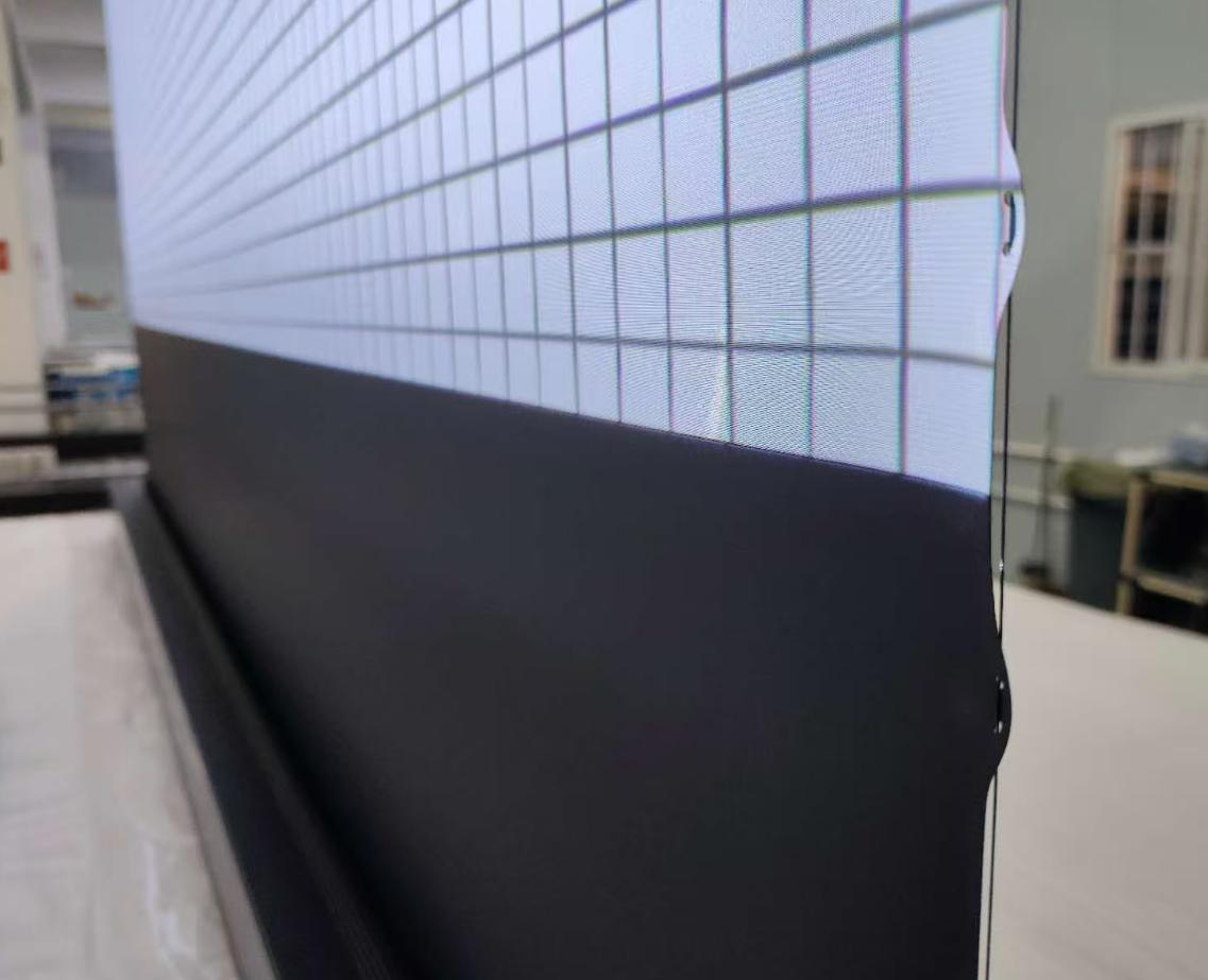 WUPRO LeApex EVO CBSP CLR UST floor rising screen grid alignment and brightness uniformity test